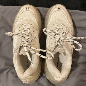Balenciaga Triple S